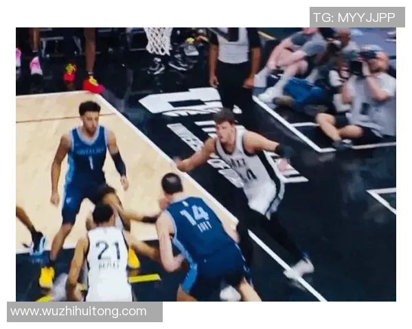 骑士与魔术季前赛精彩对决录像回顾全场亮点与精彩瞬间分析