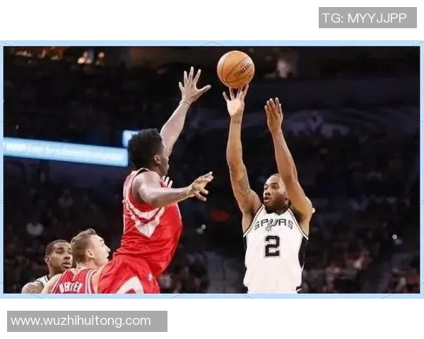 火箭与马刺季后赛第五场激战回顾与精彩瞬间分析